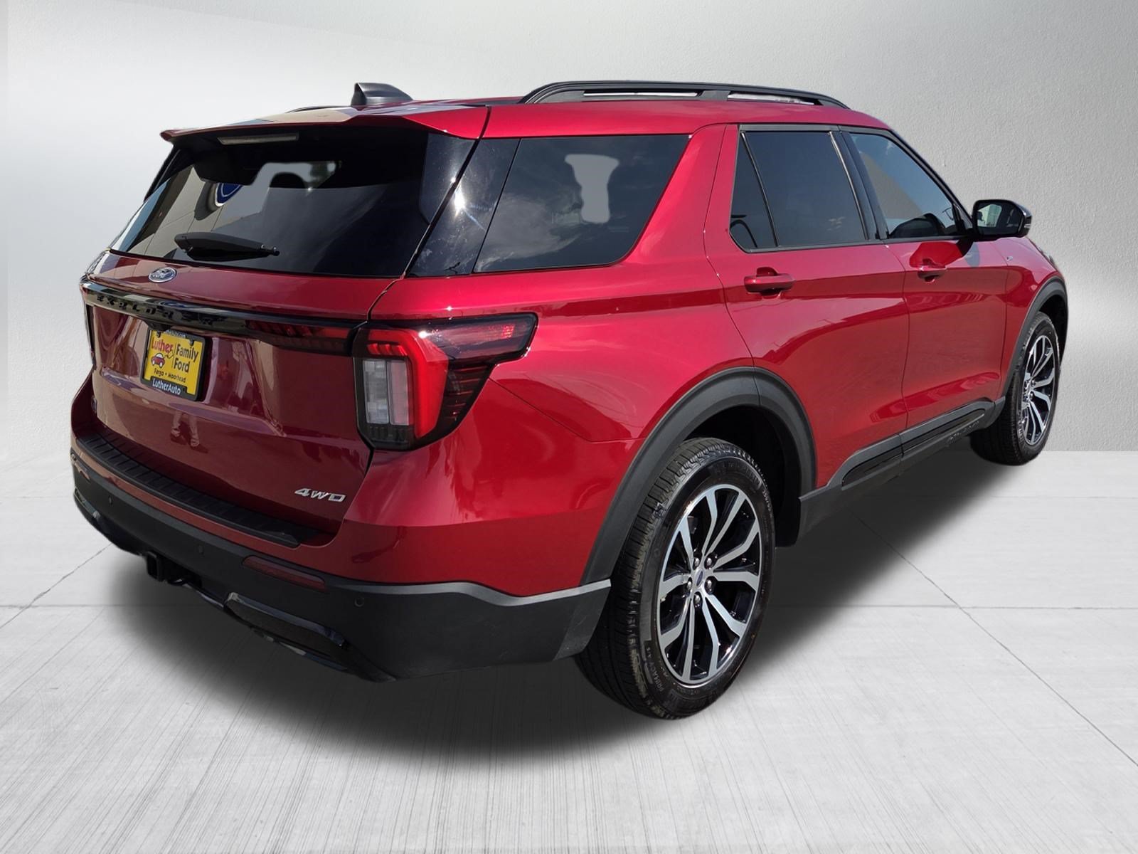 Certified 2025 Ford Explorer ST-Line AWD/4WD image 7