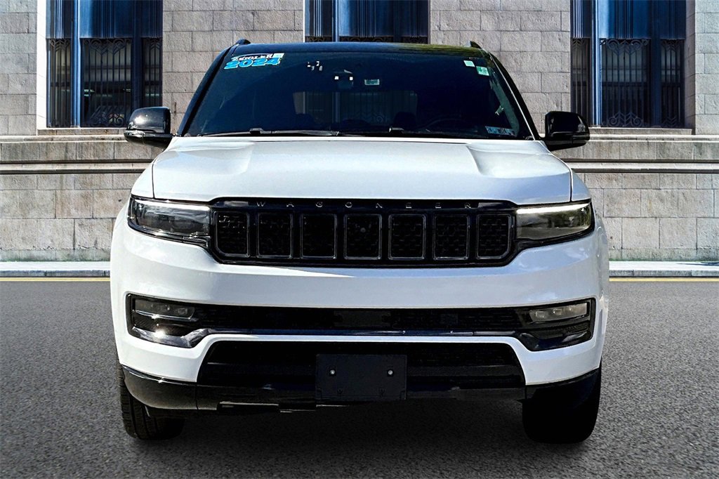 Used 2024 Jeep Grand Wagoneer L Series II w/ Quick Order Packagew 28T image 3