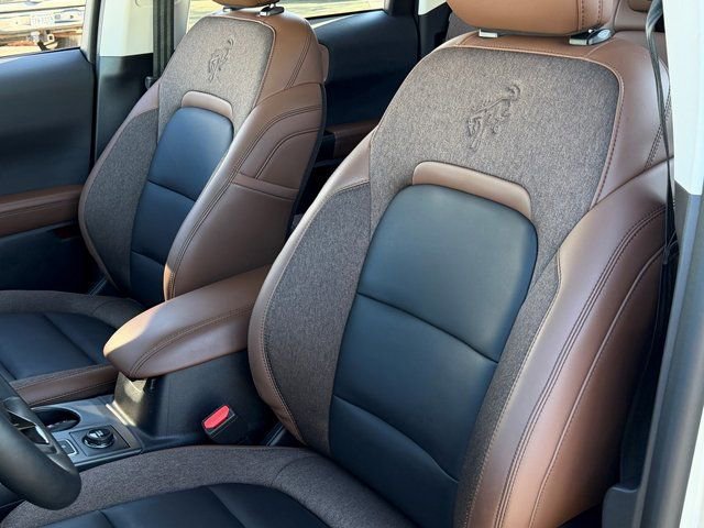 Certified 2025 Ford Bronco Sport Outer Banks w/ Outer Banks Tech Package+ AWD/4WD image 33