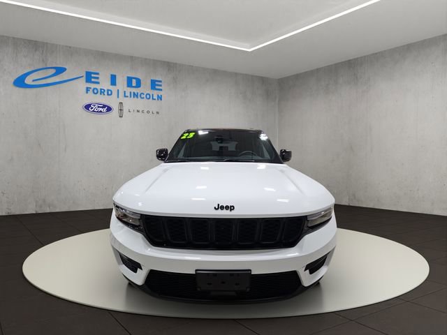 Used 2023 Jeep Grand Cherokee Altitude AWD/4WD image 6