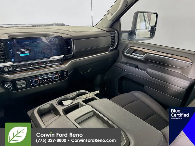 Used 2024 Chevrolet Silverado 2500 LT image 27