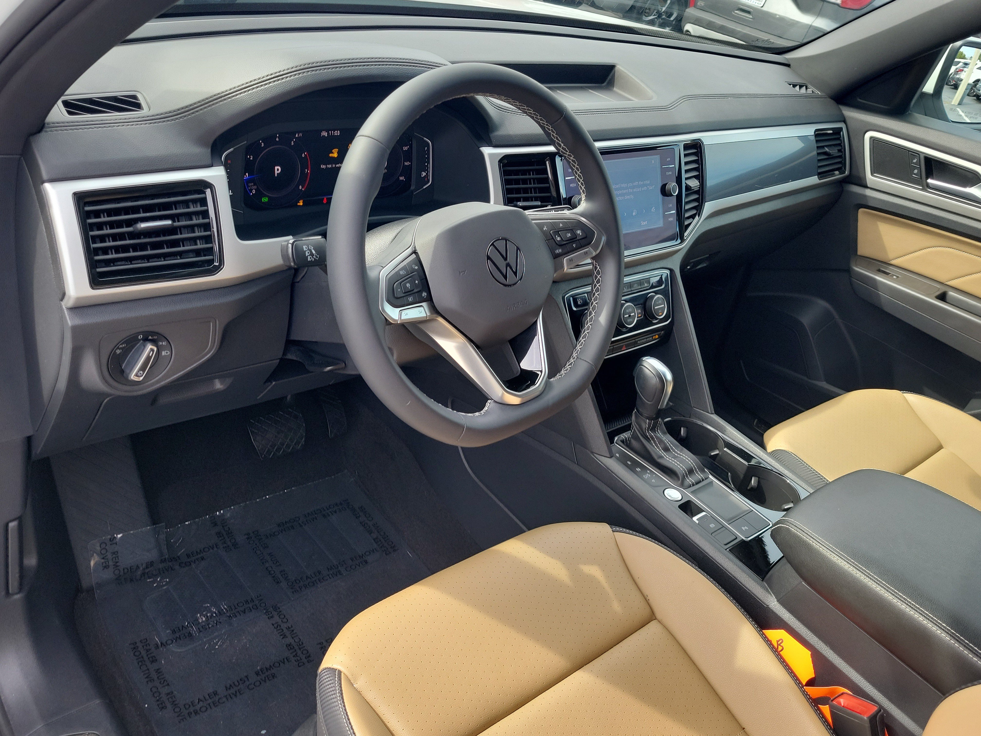 Used 2022 Volkswagen Atlas Cross Sport SE FWD image 21