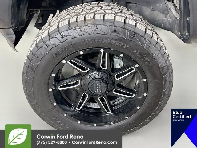 Used 2018 Toyota Tacoma TRD Off-Road AWD/4WD image 32