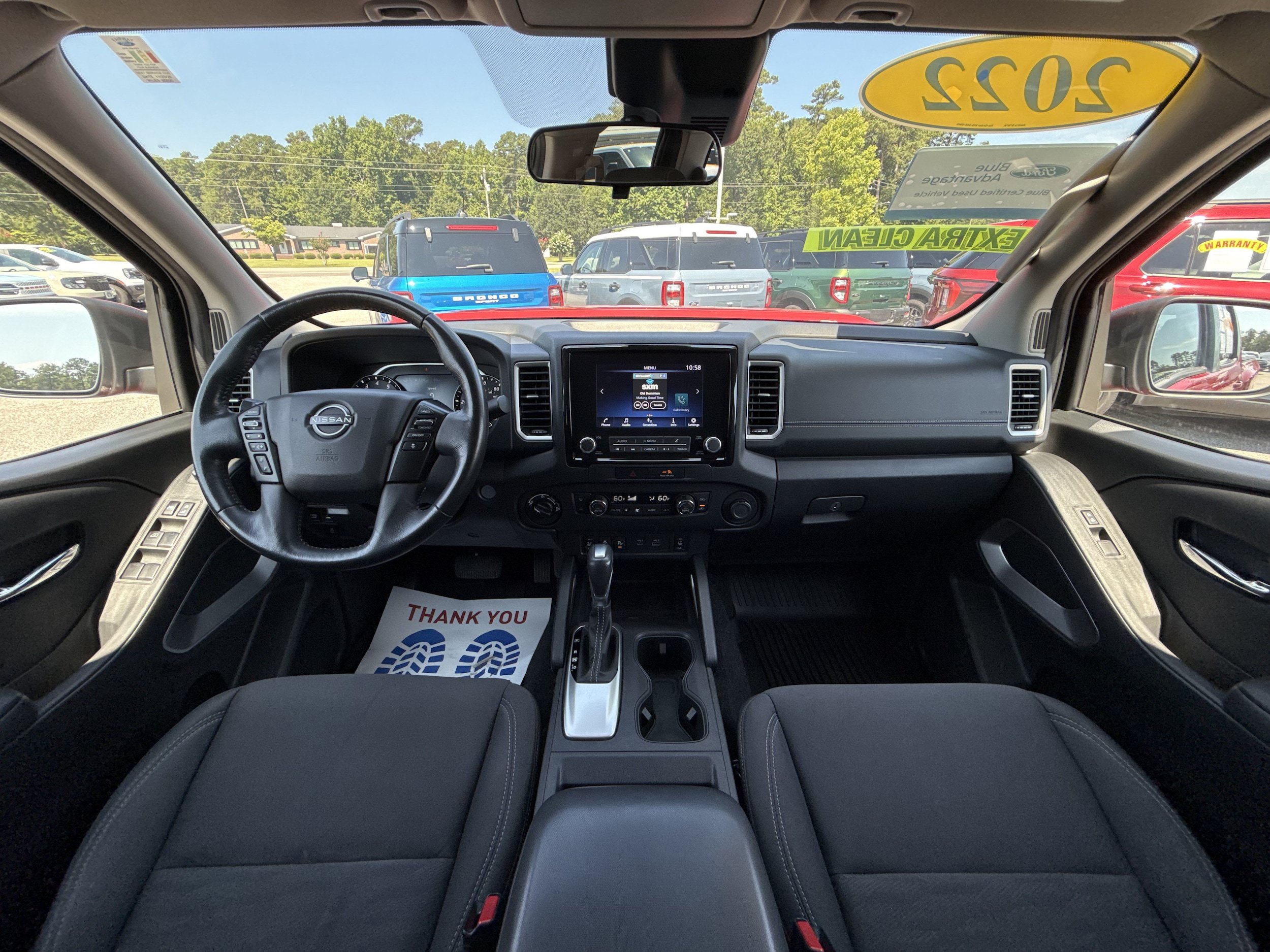 Used 2022 Nissan Frontier SV AWD/4WD image 14