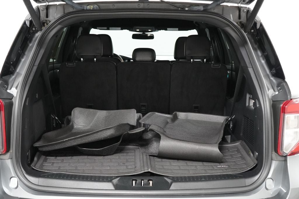 Certified 2023 Ford Explorer ST-Line AWD/4WD image 31