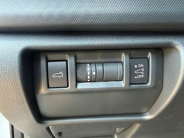 Used 2026 Subaru Forester Premium AWD/4WD image 34
