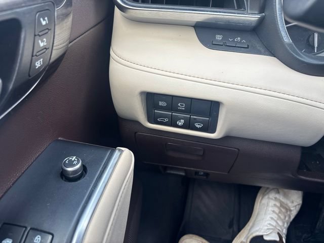 Used 2020 Toyota Highlander Limited AWD/4WD image 27