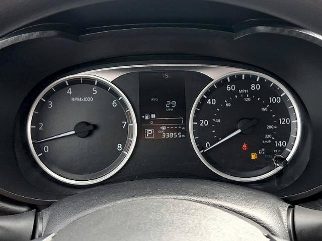 Used 2023 Nissan Versa S w/ Trunk Package FWD image 20