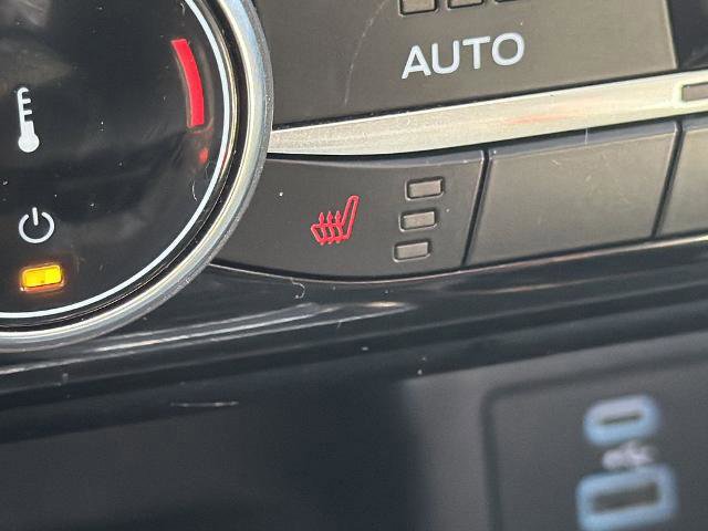 Certified 2022 Ford Escape SEL w/ SEL Stealth AWD Package image 17