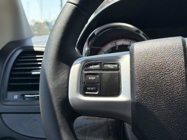 Used 2017 Dodge Grand Caravan SE w/ Power Window Group FWD image 12