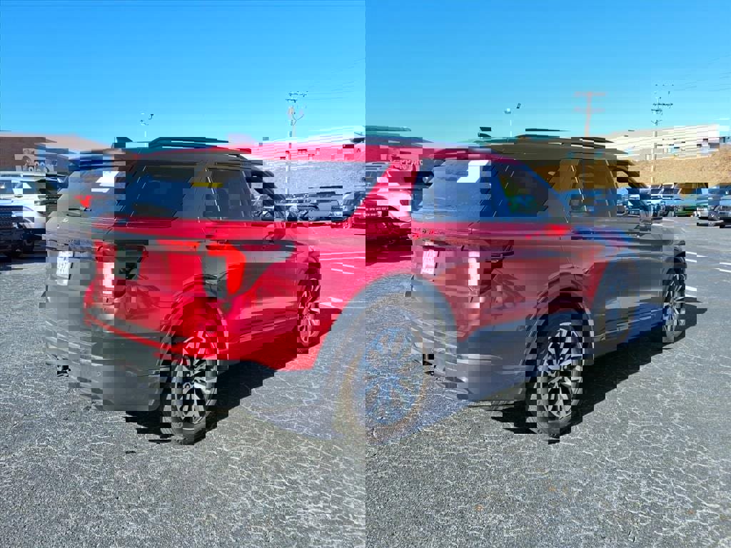 Certified 2025 Ford Explorer ST-Line w/ Premium Package image 3