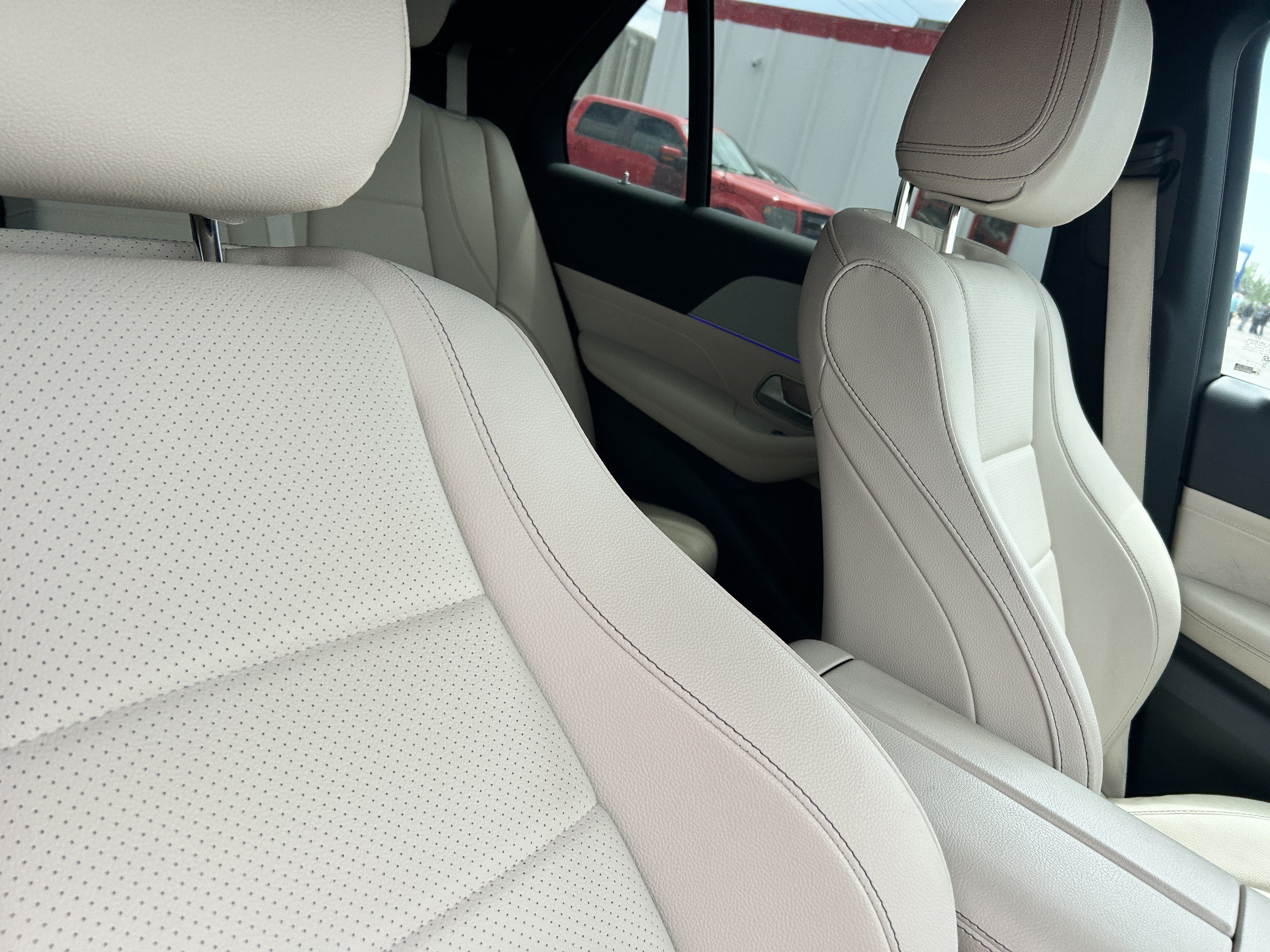 Used 2025 Mercedes-Benz GLE 350 4MATIC image 14