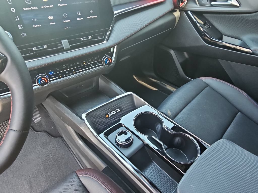 Used 2025 Chevrolet Equinox RS w/ Safety and Technology Package AWD/4WD image 25