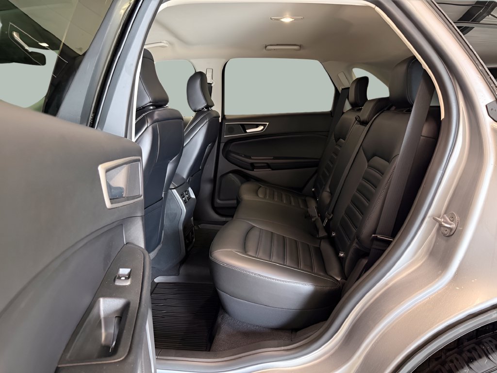 Certified 2023 Ford Edge SEL w/ Convenience Package AWD/4WD image 16