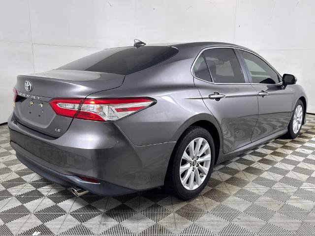 Used 2019 Toyota Camry LE FWD image 3
