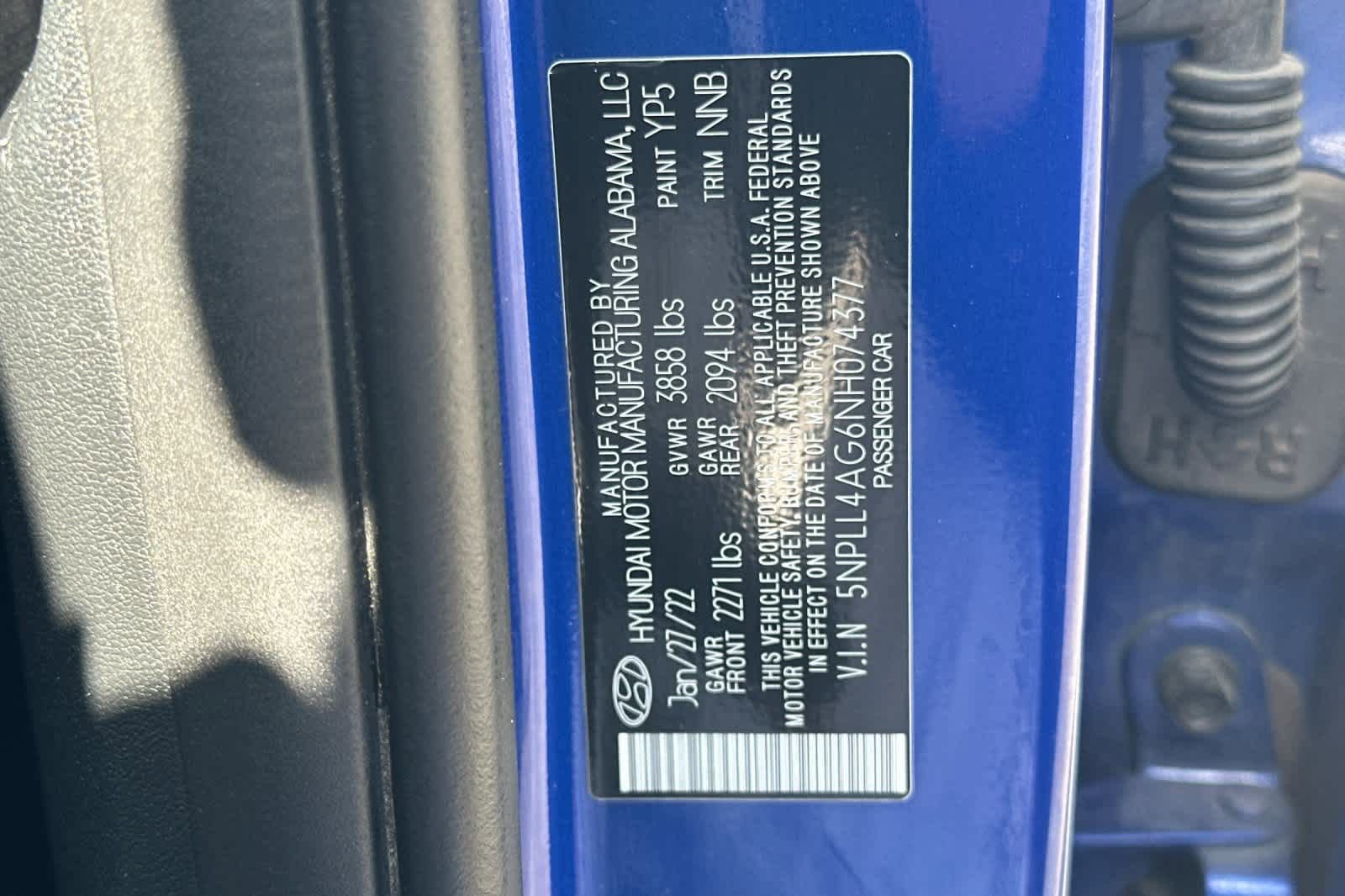 Used 2022 Hyundai Elantra SE FWD image 25