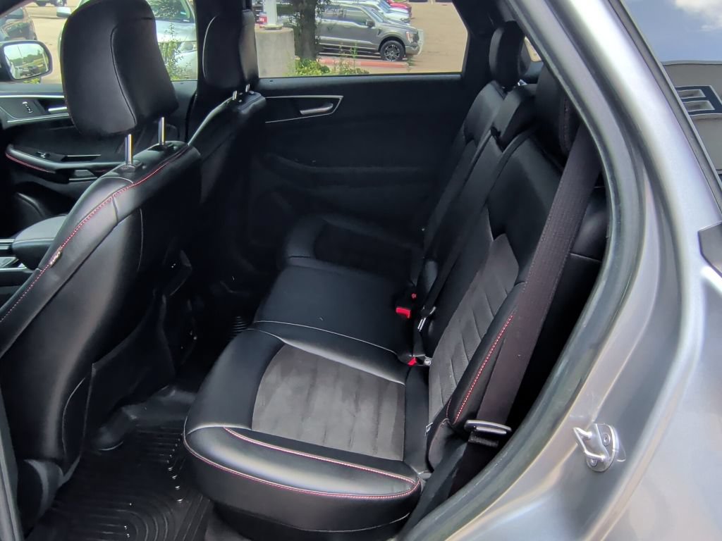 Certified 2020 Ford Edge ST-Line FWD image 10