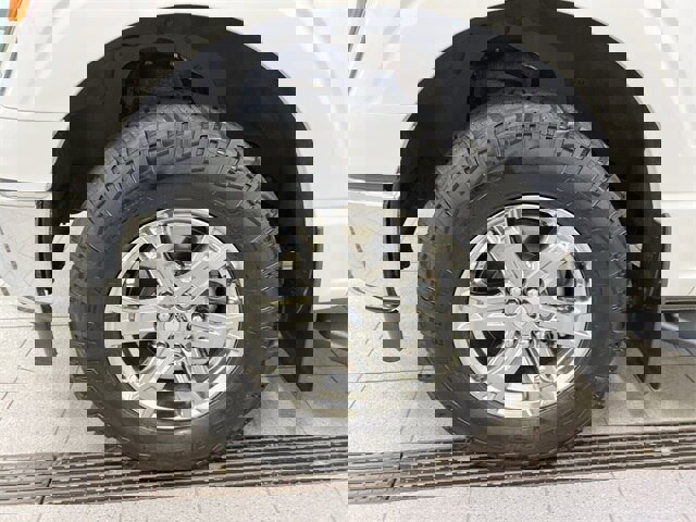 Certified 2022 Ford F150 XLT w/ Equipment Group 302A High image 10