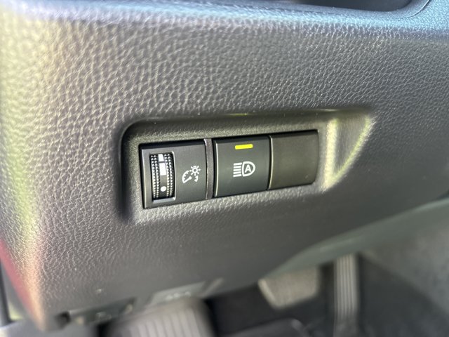 Used 2025 Toyota RAV4 LE FWD image 22