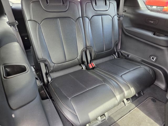 Used 2024 Jeep Grand Cherokee L Limited w/ Luxury Tech Group II AWD/4WD image 15