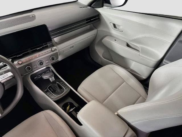 Used 2025 Hyundai Kona SE AWD/4WD image 11