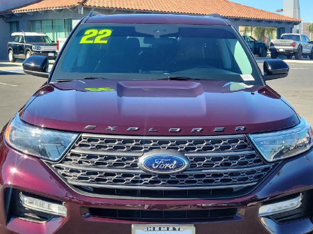 Certified 2022 Ford Explorer XLT w/ Equipment Group 202A RWD image 29