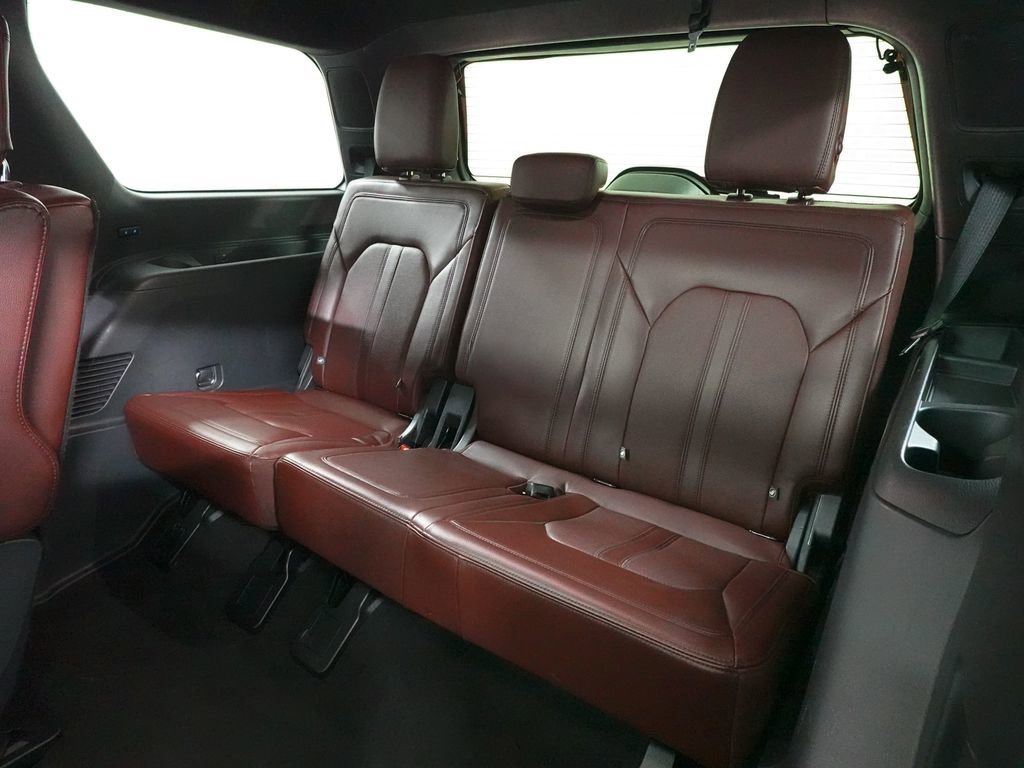 Certified 2024 Ford Expedition Limited image 26