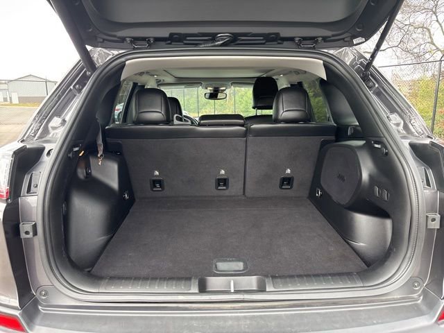 Used 2021 Jeep Cherokee Limited image 11