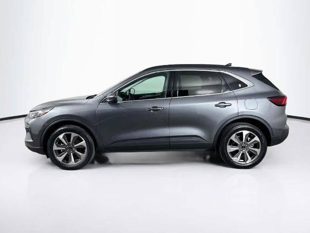 Certified 2024 Ford Escape Platinum AWD/4WD image 3