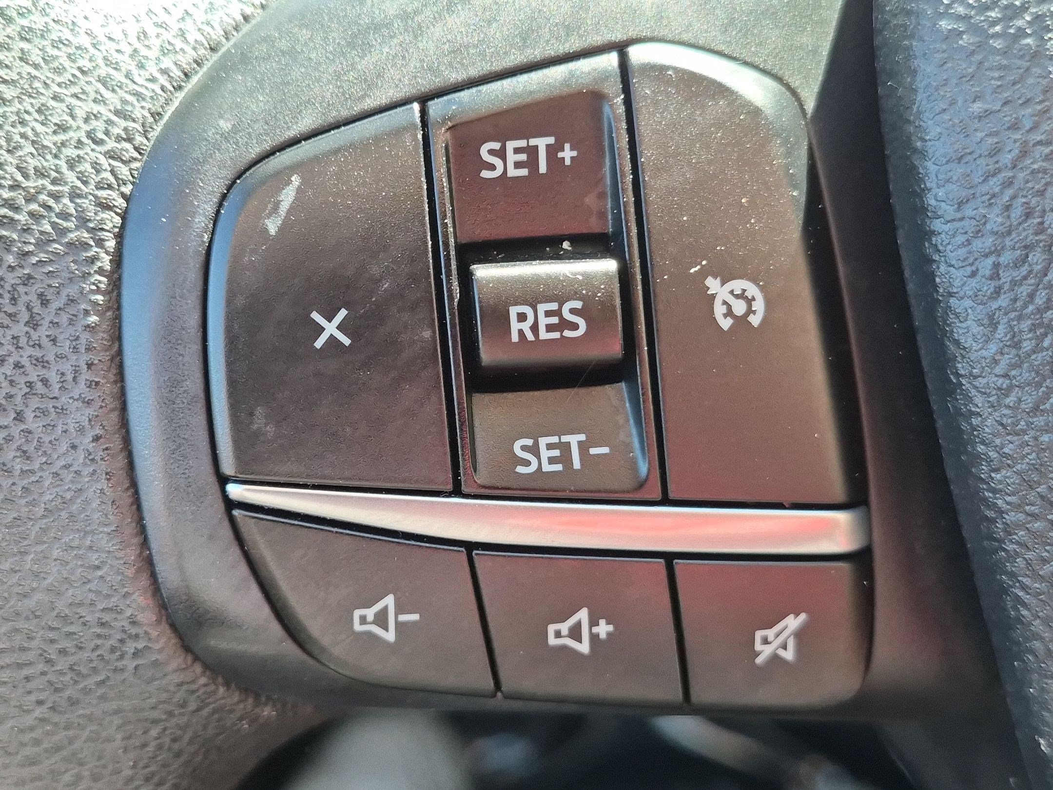 Certified 2022 Ford Escape SE AWD/4WD image 19