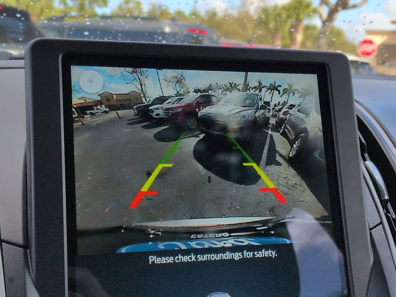 Certified 2022 Ford Edge SE w/ Black Appearance Package image 20