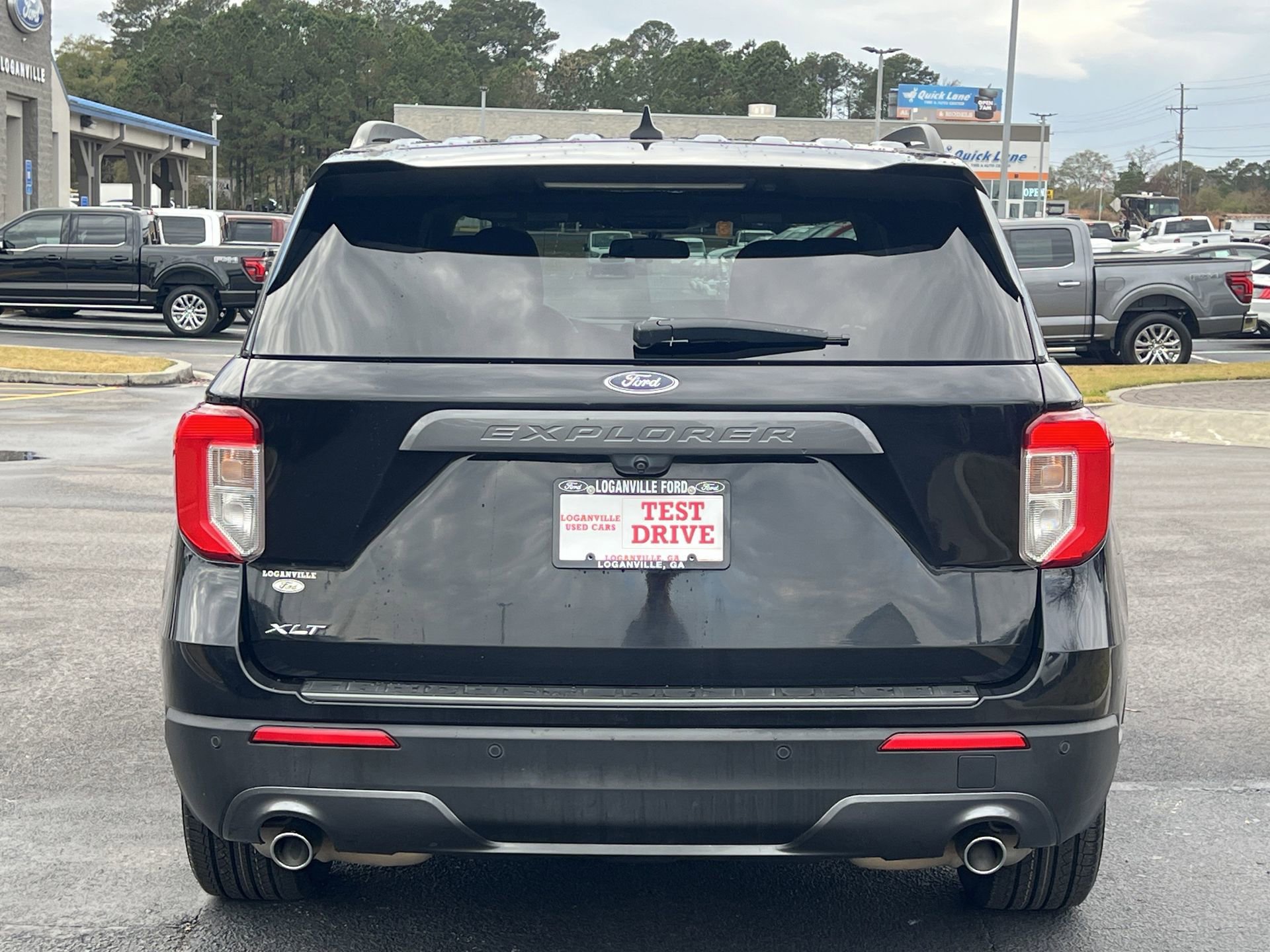 Certified 2021 Ford Explorer XLT w/ Equipment Group 202A image 30