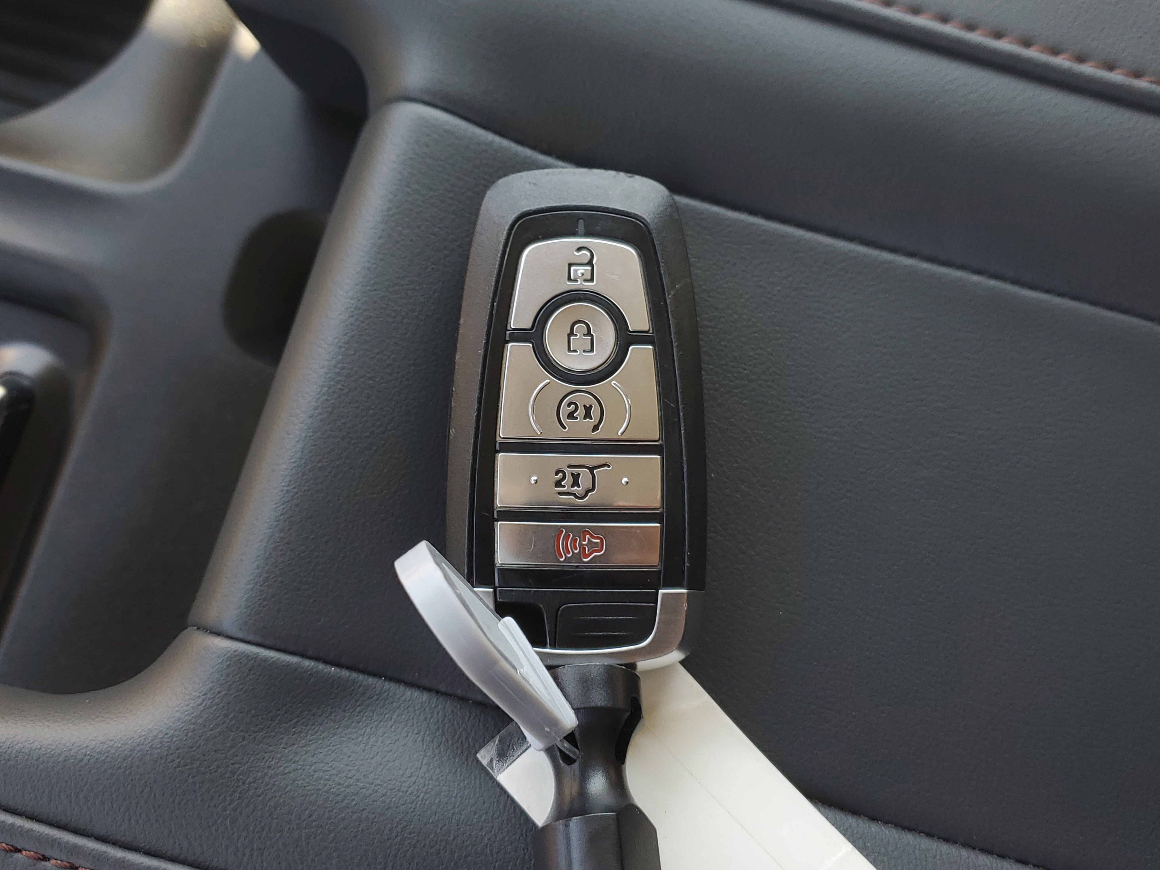 Certified 2025 Ford Expedition Max Active image 31