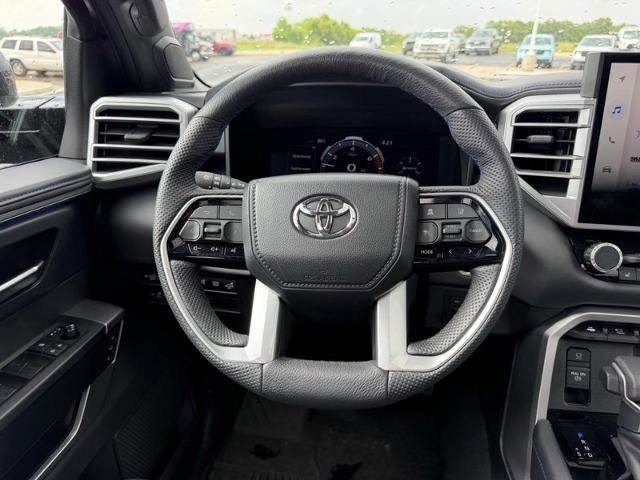 Used 2024 Toyota Tundra Platinum AWD/4WD image 12