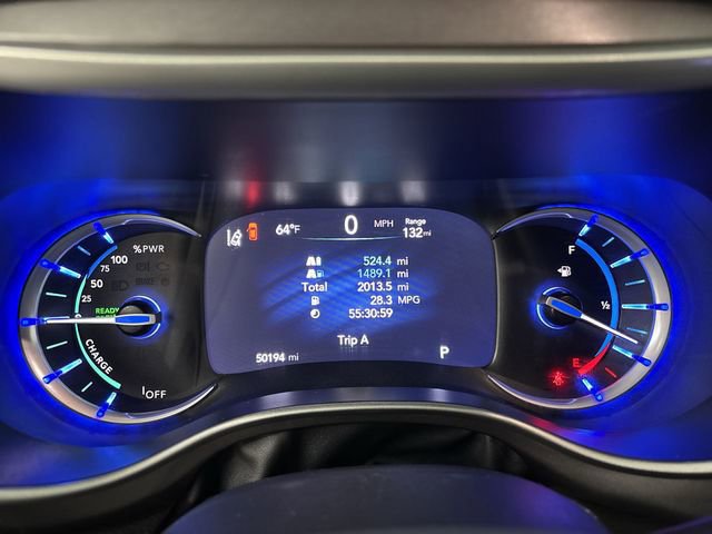 Used 2023 Chrysler Pacifica Touring-L image 7