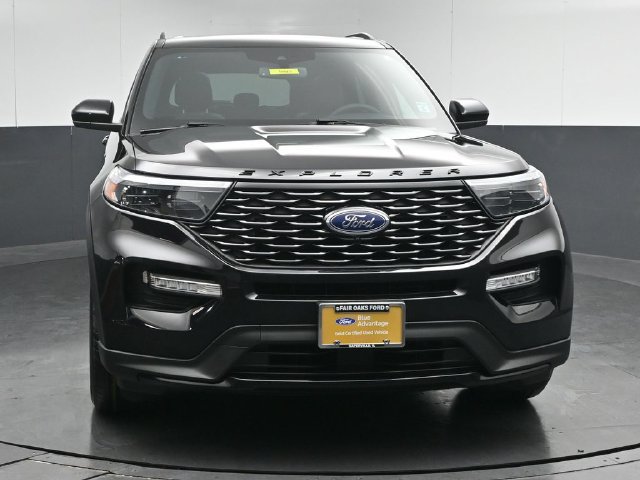 Certified 2024 Ford Explorer ST-Line w/ Class IV Trailer Tow Package AWD/4WD image 2
