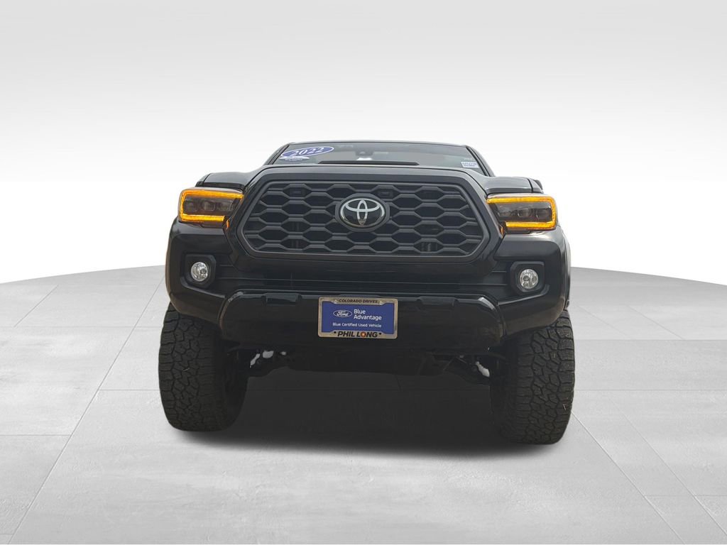 Used 2022 Toyota Tacoma TRD Sport w/ Technology Package AWD/4WD image 2