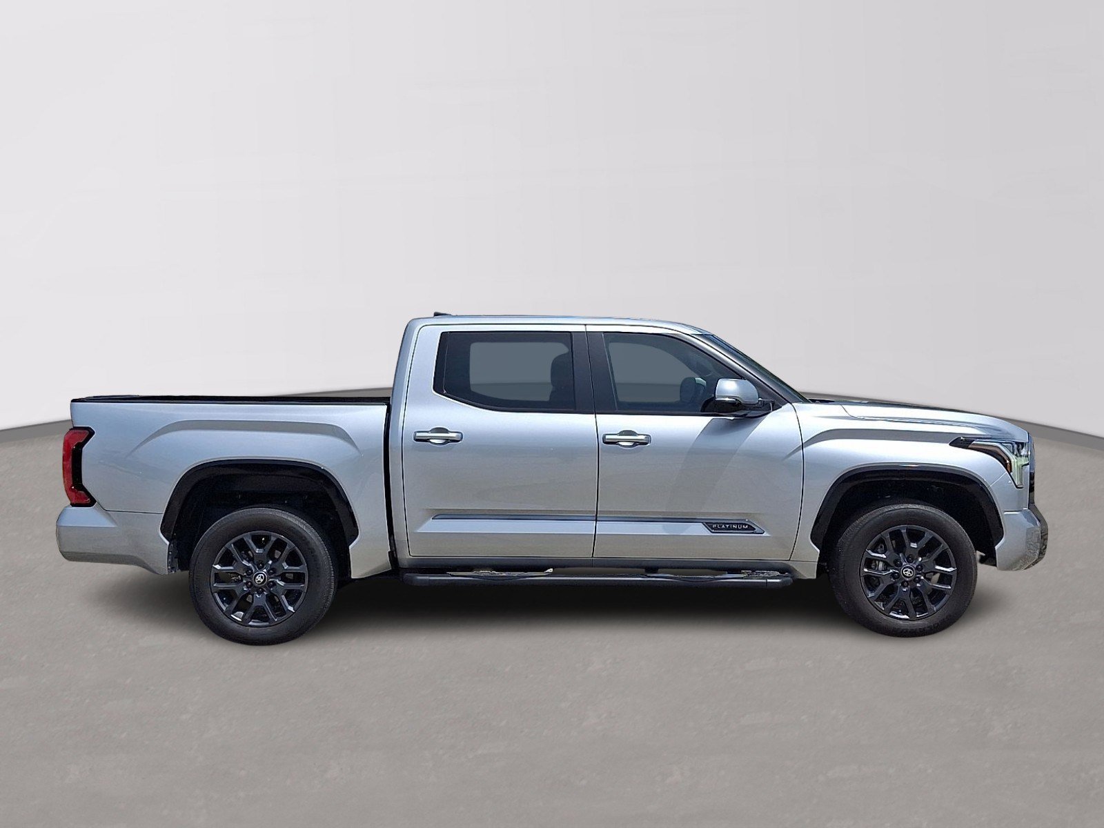 Used 2025 Toyota Tundra Platinum AWD/4WD image 7