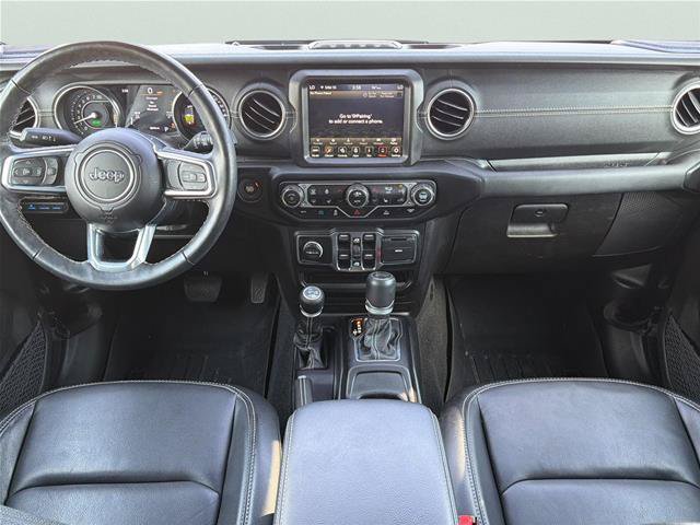 Used 2023 Jeep Wrangler Unlimited Sahara w/ Cold Weather Group AWD/4WD image 19