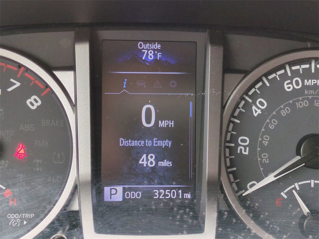 Used 2022 Toyota Tacoma SR5 image 25