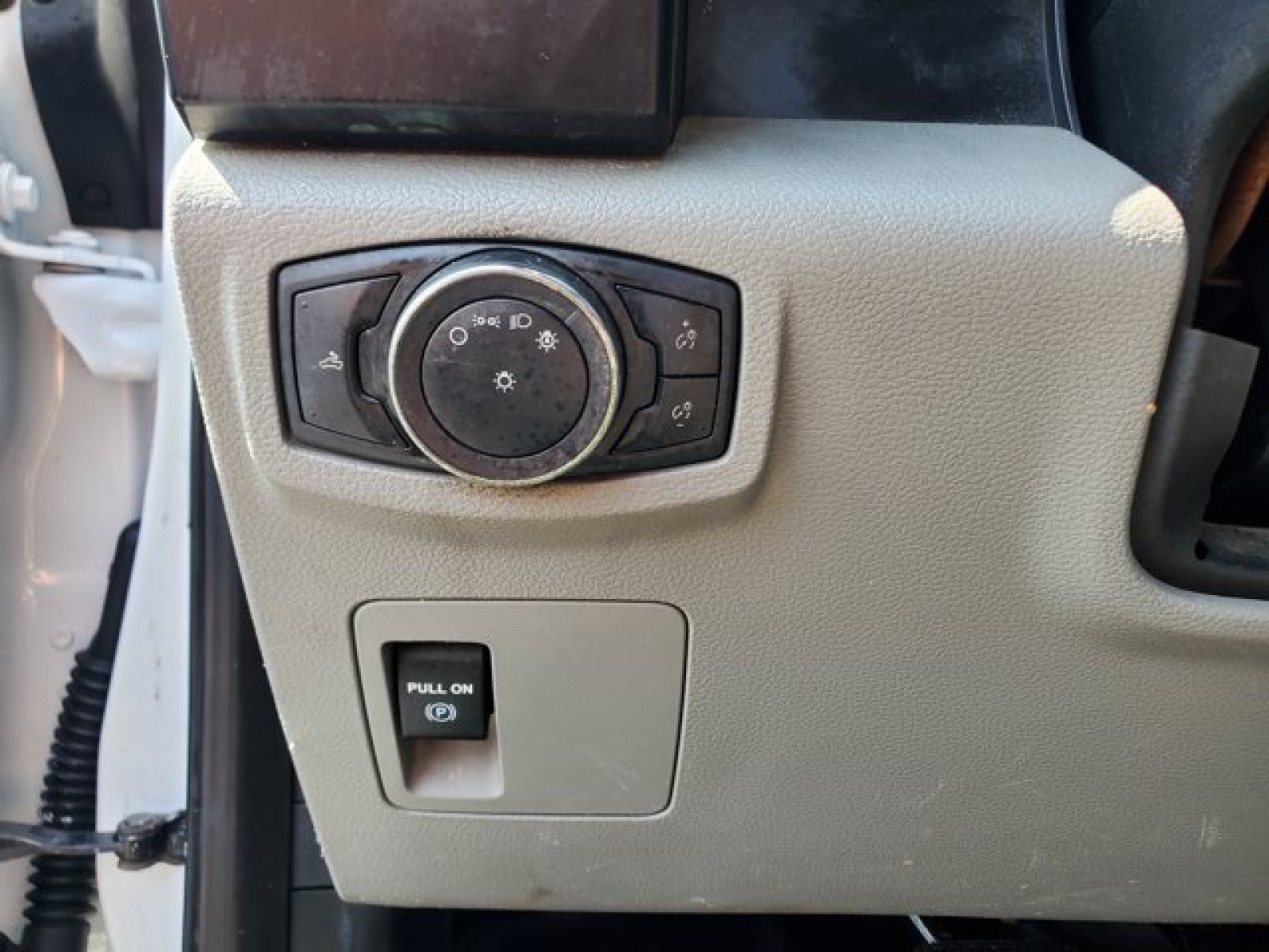 Certified 2019 Ford F150 XL w/ Equipment Group 101A Mid AWD/4WD image 13