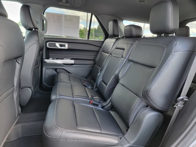 Certified 2023 Ford Explorer XLT w/ Equipment Group 202A AWD/4WD image 21