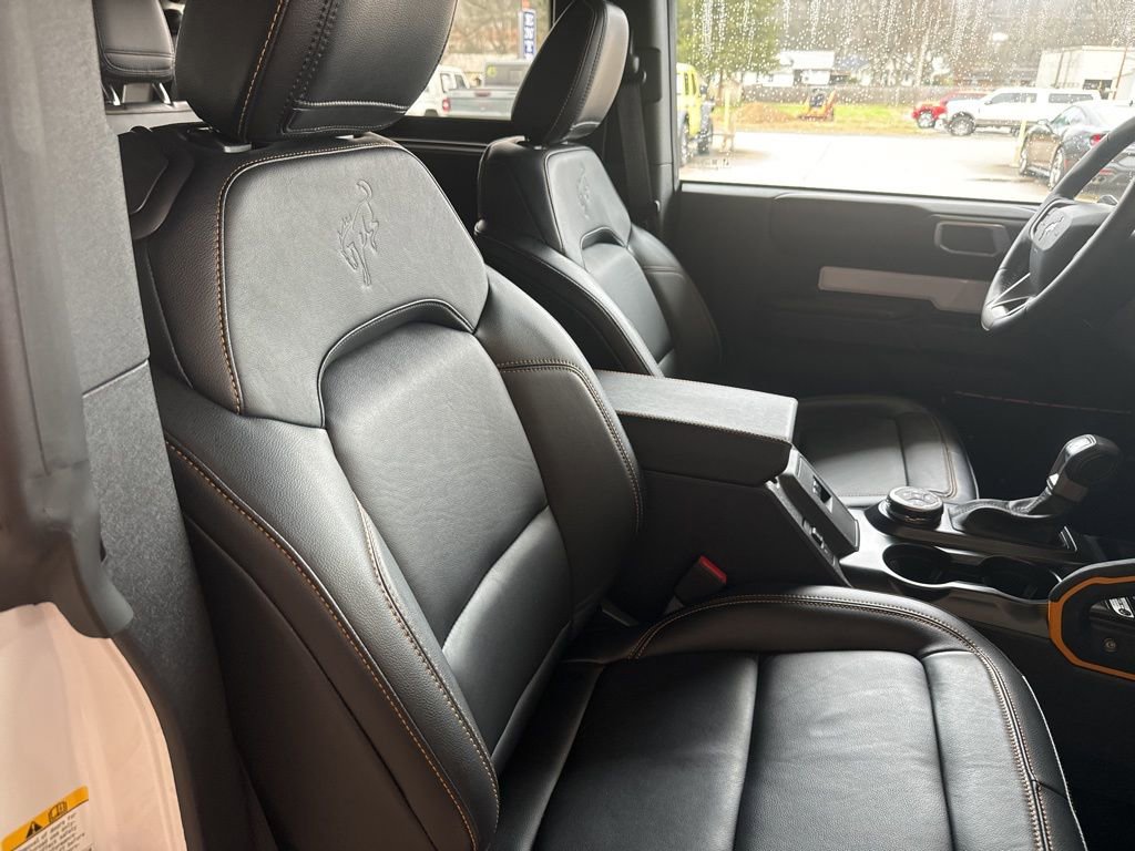 Certified 2024 Ford Bronco Badlands w/ Sasquatch Package image 16