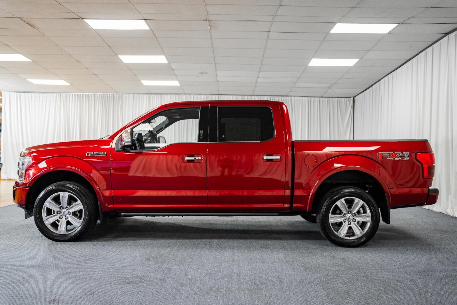 Certified 2018 Ford F150 Platinum w/ Equipment Group 701A Luxury image 5