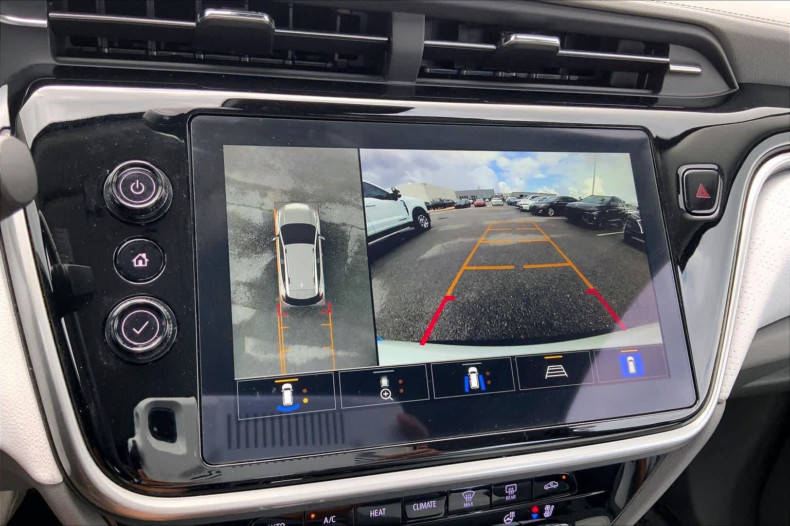 Used 2023 Chevrolet Bolt EUV Premier FWD image 25