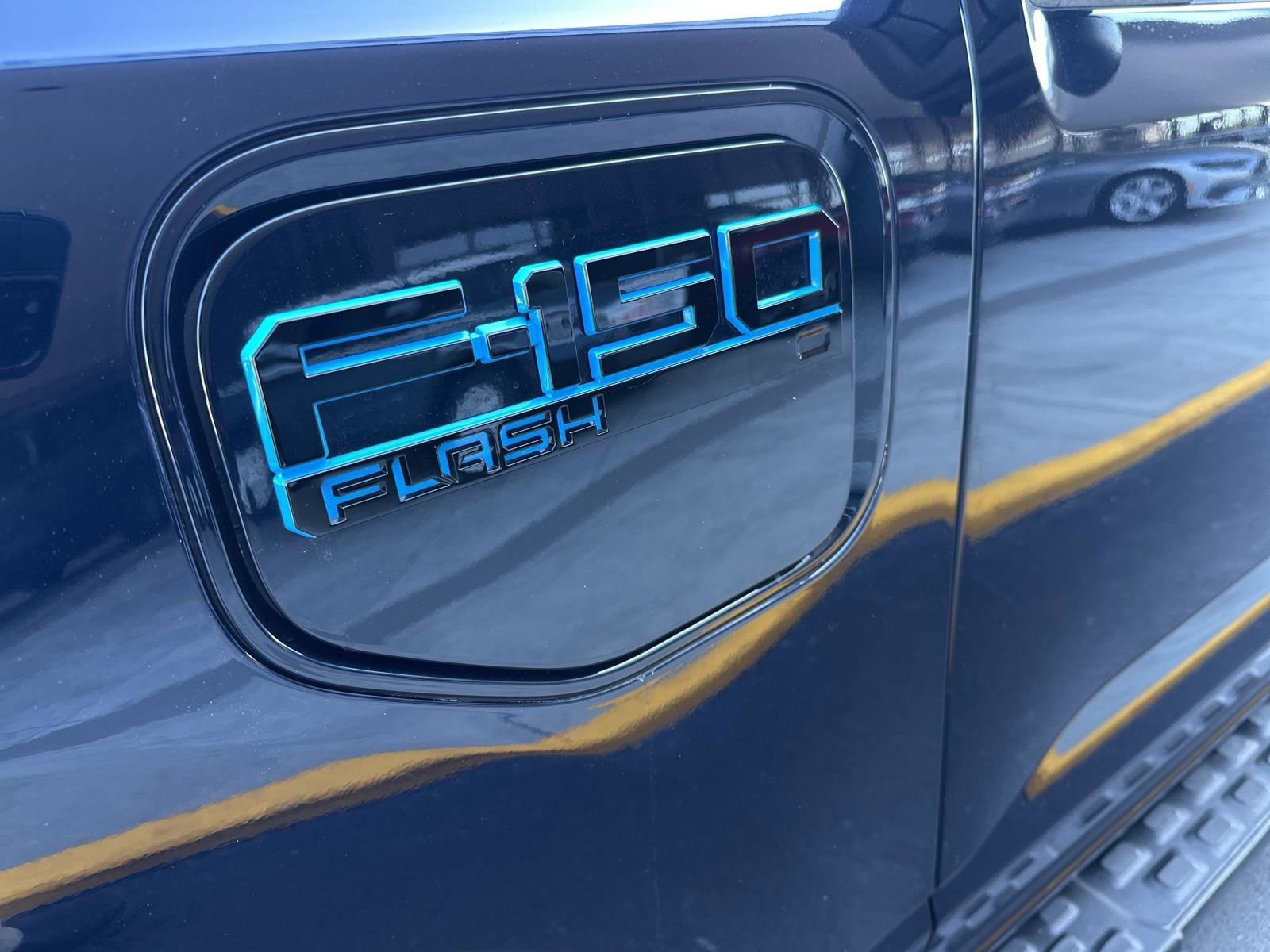 Certified 2025 Ford F150 Lightning Flash AWD/4WD image 11