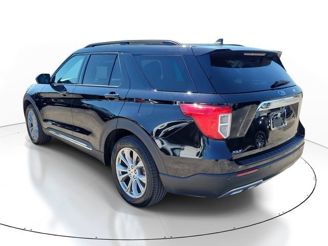 Certified 2022 Ford Explorer XLT w/ Equipment Group 202A image 2