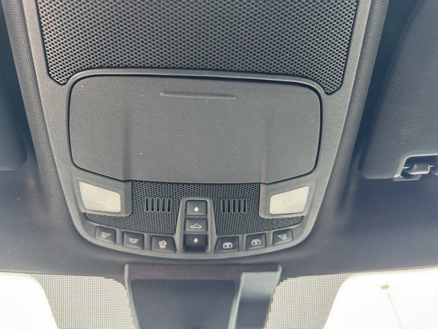 Certified 2019 Ford F150 XLT w/ Equipment Group 302A Luxury image 21