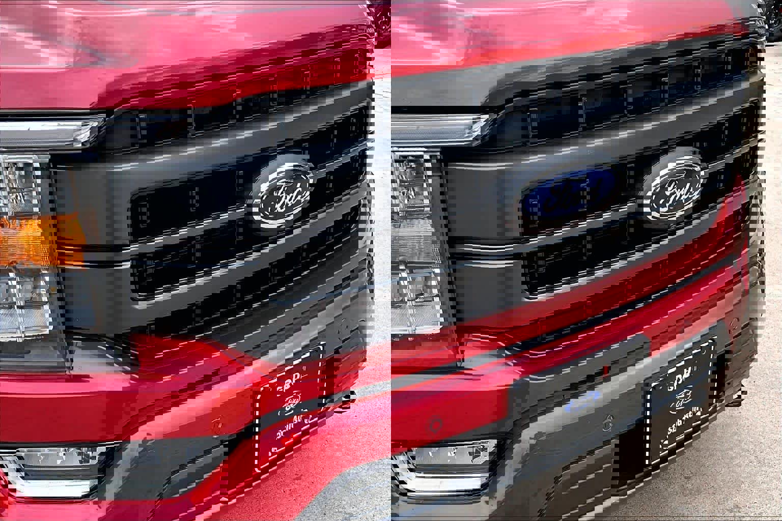 Certified 2023 Ford F150 Lariat image 30