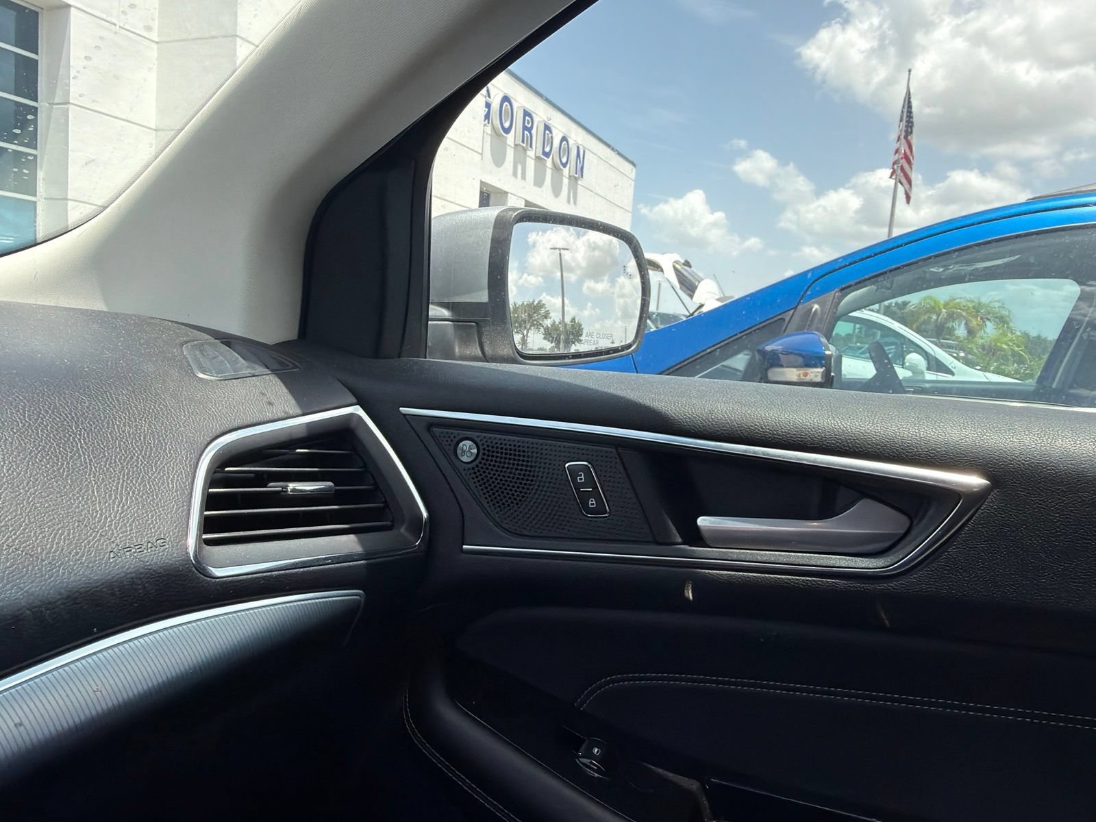 Certified 2020 Ford Edge Titanium FWD image 14